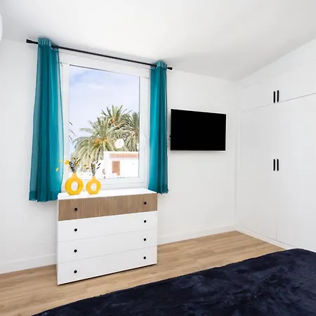 Virginia 555. Sol Y Playa