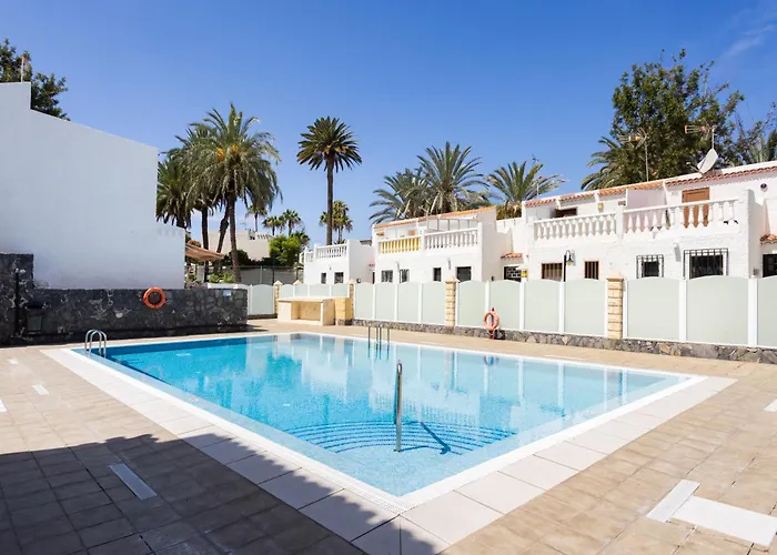 Virginia 555. Sol Y Playa